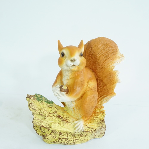 Садовая фигура Белка с орешком на коряге (АгроФор)